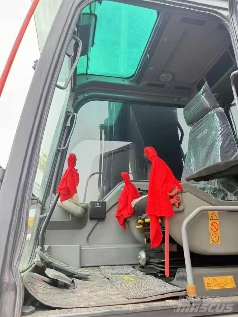 Volvo 290 Верижен екскаватор