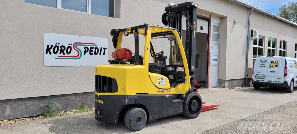 Hyster S 7.0 FT Камиони с АГУ