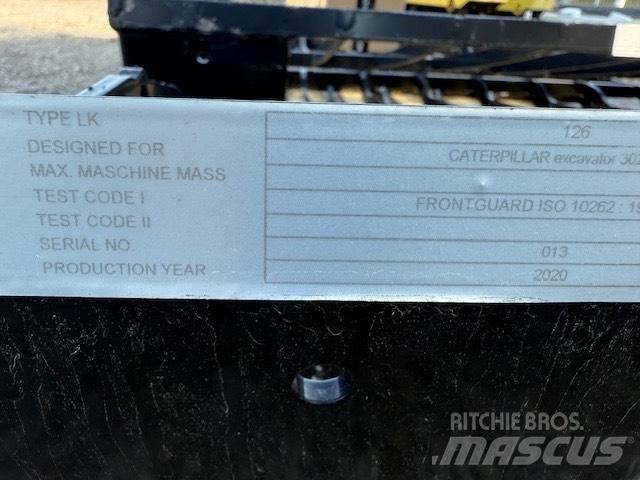 CAT CABIN SECURITY Кабина