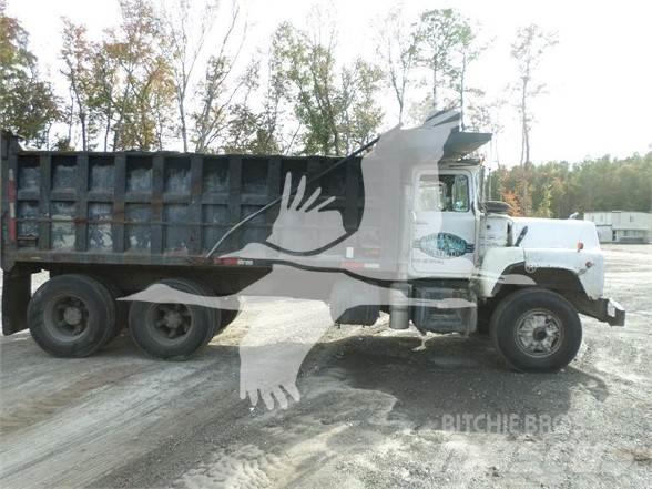 Mack DM600 Строителство - Други