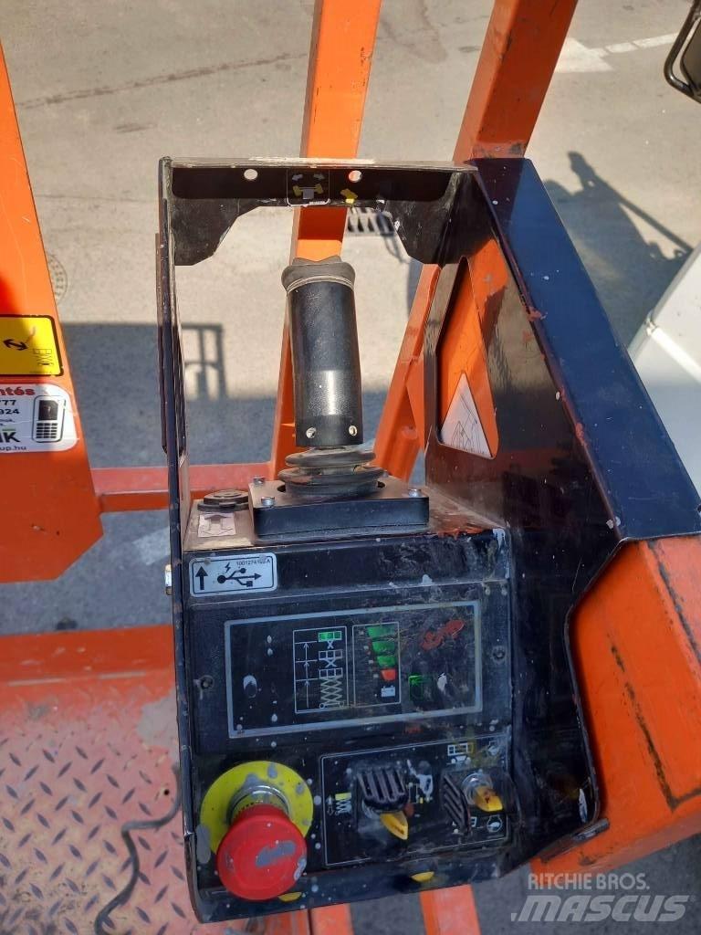 JLG 4045R Ножични работни платформи