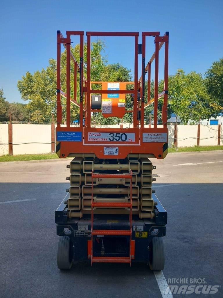 JLG 4045R Ножични работни платформи