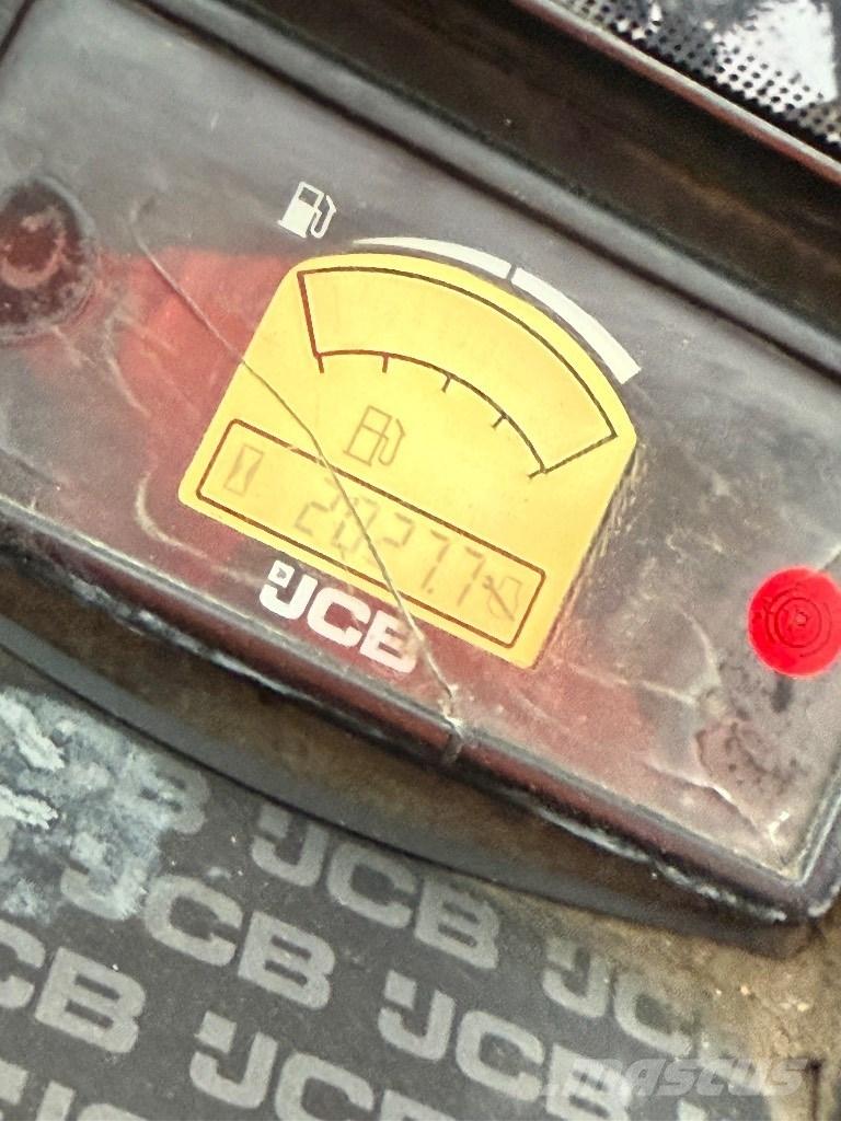 JCB 926 Камиони за херавни местности