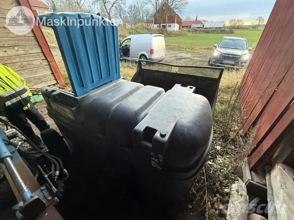  Fortis Ad-Blue tank Резервоари
