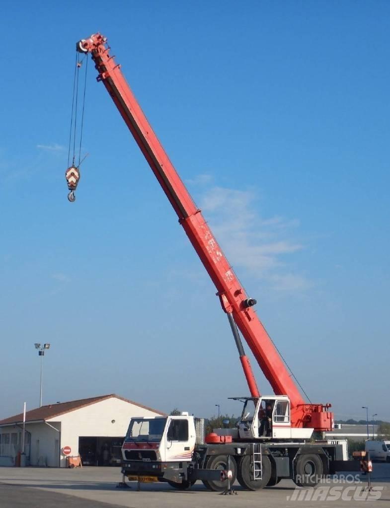 Grove GMK 3050 Всъдеходни кранове