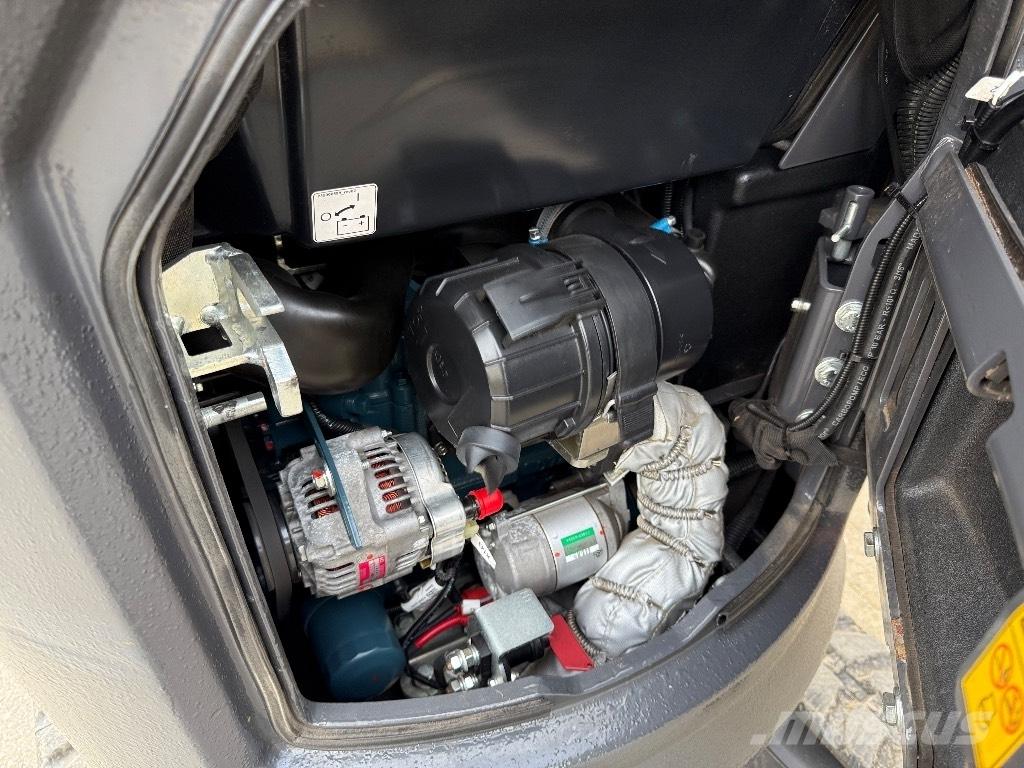 CASE CX 12 D Мини екскаватори < 7 т