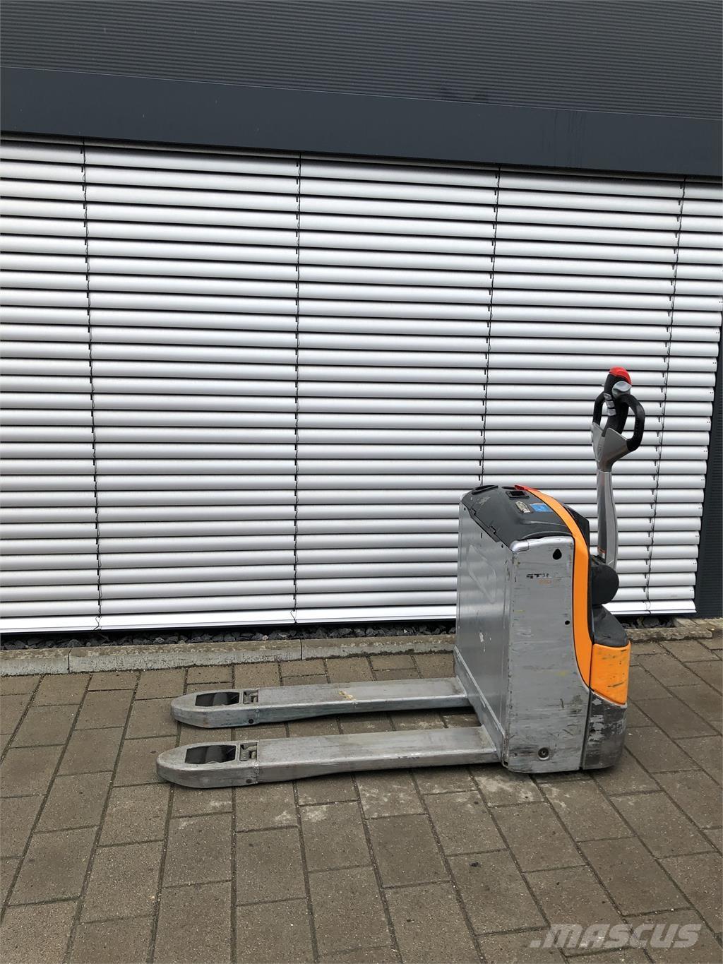 Still EXU16 Колички високоповдигачи с теглич