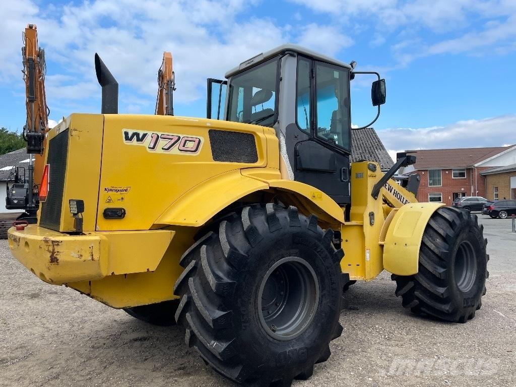 New Holland W 170 Колесни товарачи