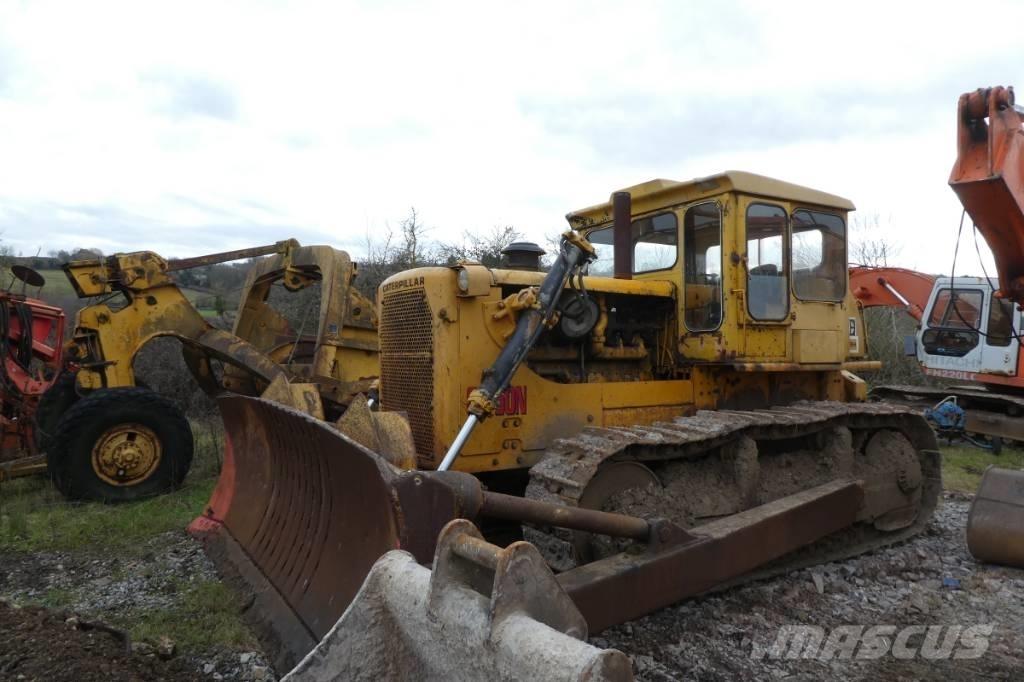 CAT D 8 H Верижни булдозери
