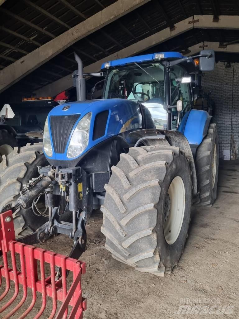 New Holland T 7060 Трактори