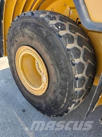 CAT 962 H Колесни товарачи