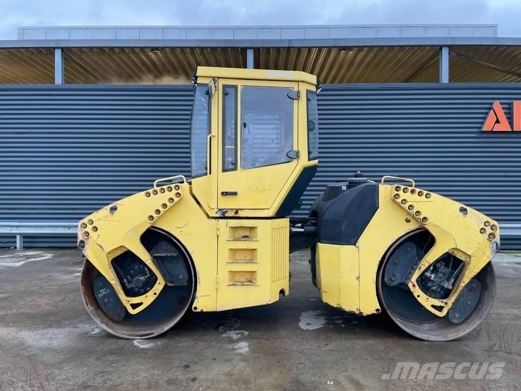 Bomag BW 161 AD-4 Двойни барабанни ролки
