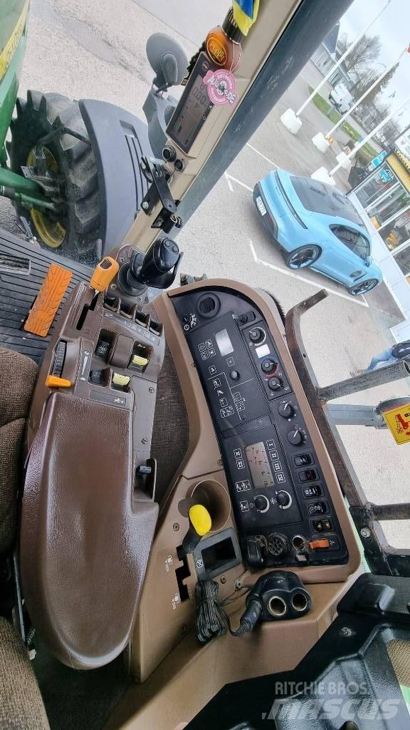 John Deere 7930 Трактори