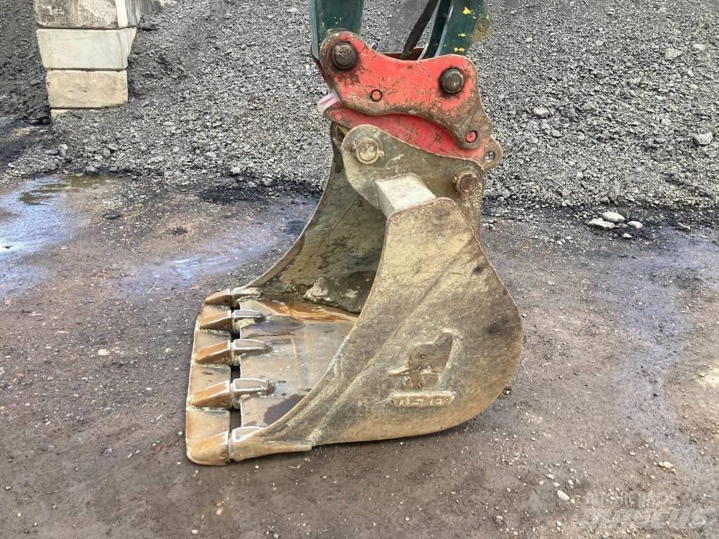 Komatsu PC138US-11 Верижен екскаватор
