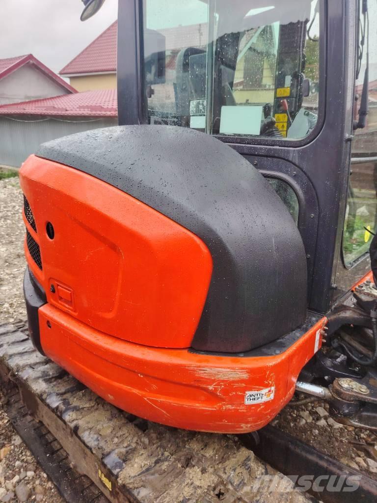 Kubota U 48-4 Мини екскаватори < 7 т
