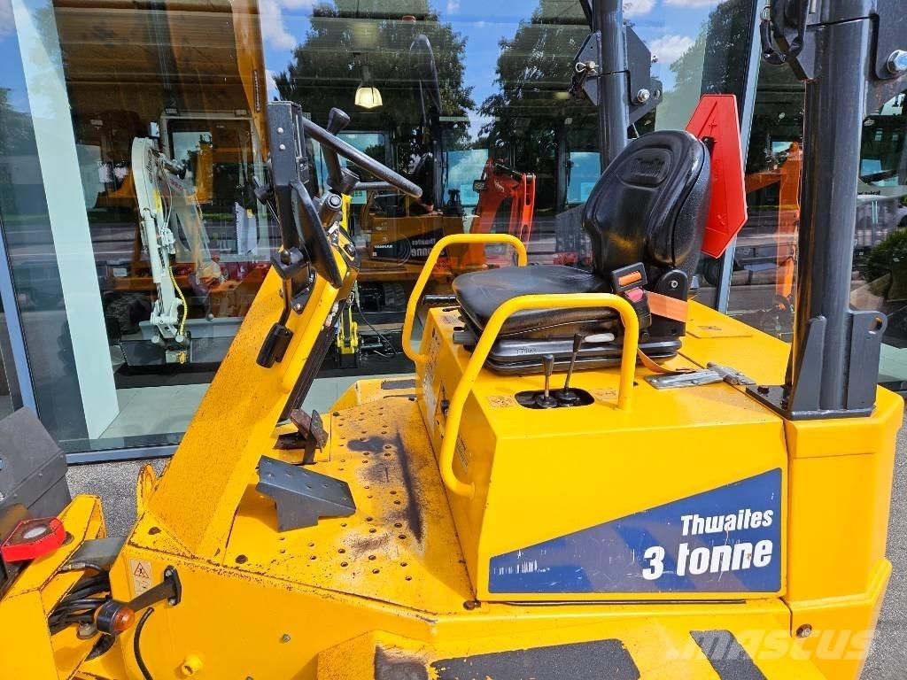 Thwaites 3 tonne Странични самосвали
