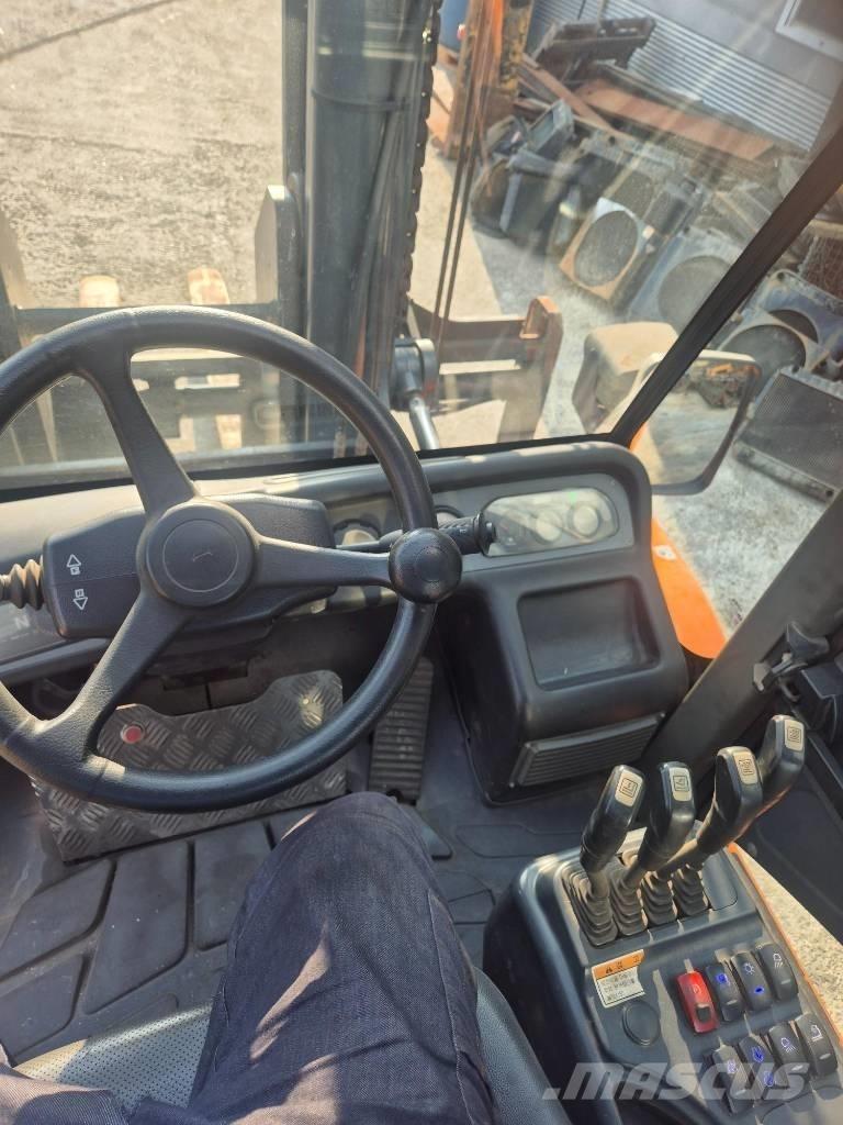 Hyundai 160 D-7 E Дизелови камиони