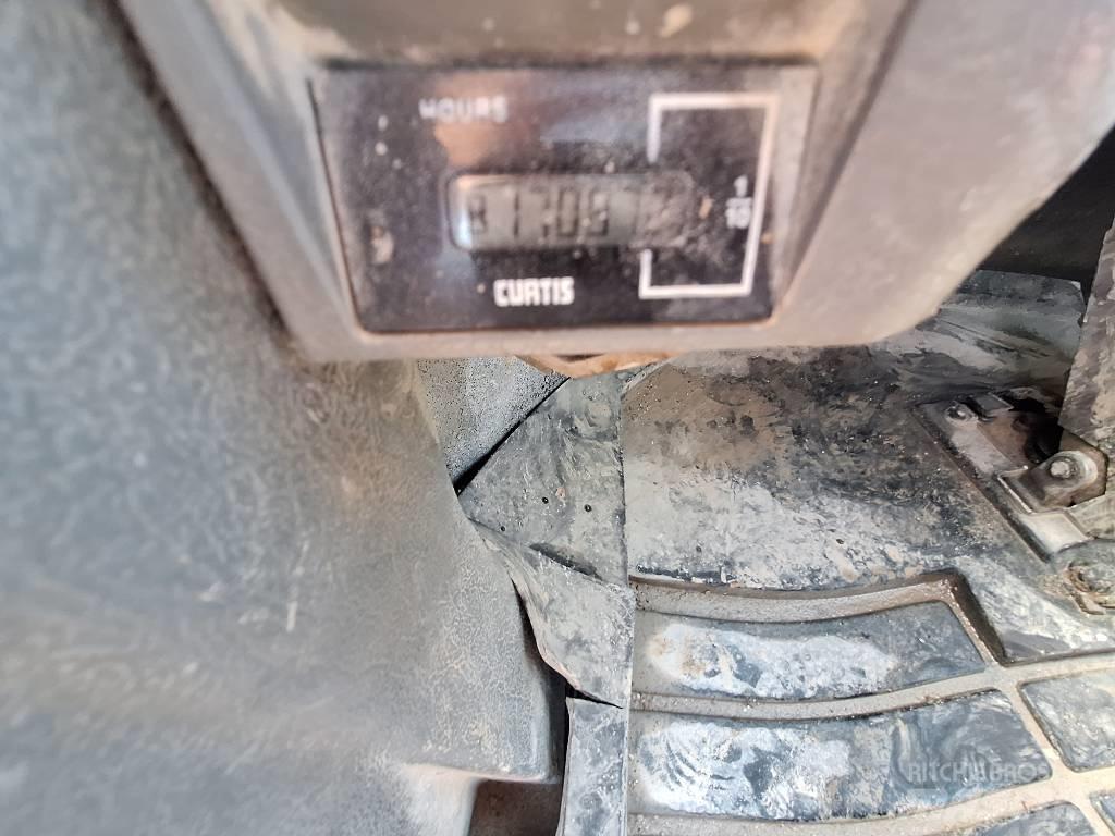 Doosan DL 300 Колесни товарачи