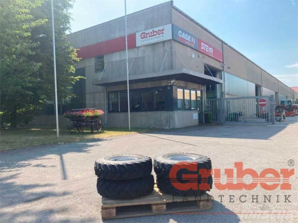 Striegel Bereifung Самотаварещи ремаркета