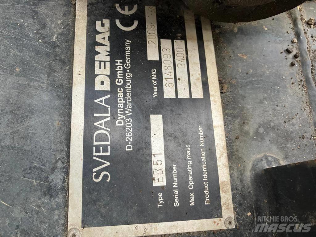 Demag DF 115 C Машини за асфалт