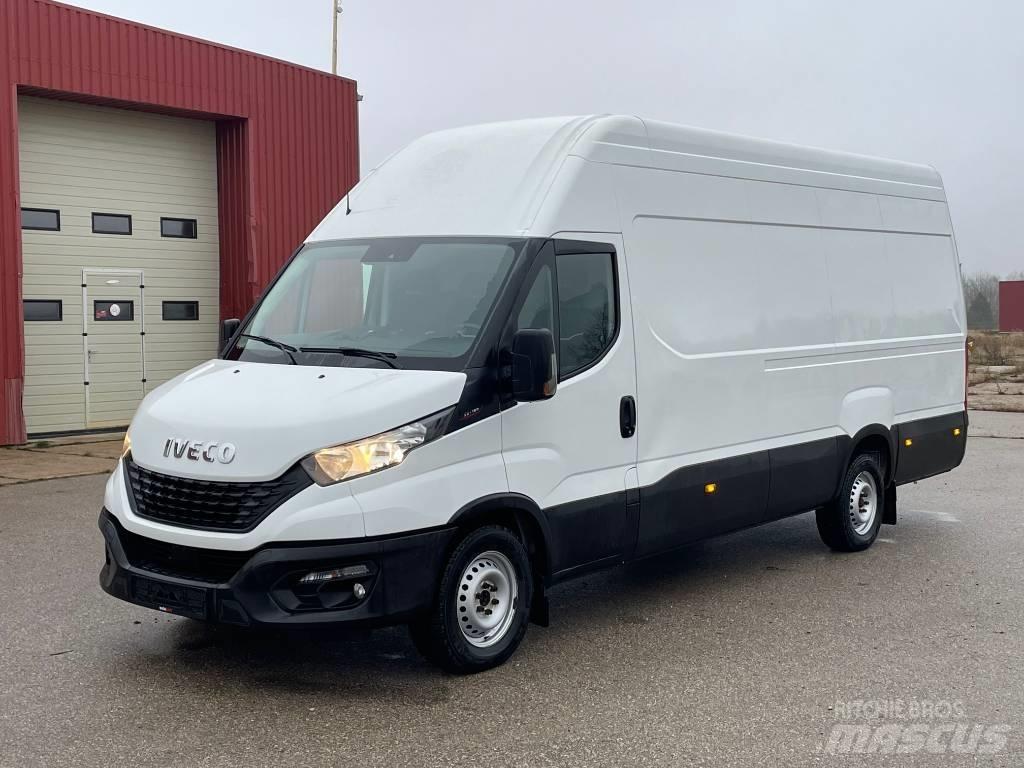 Iveco Daily Фургони

