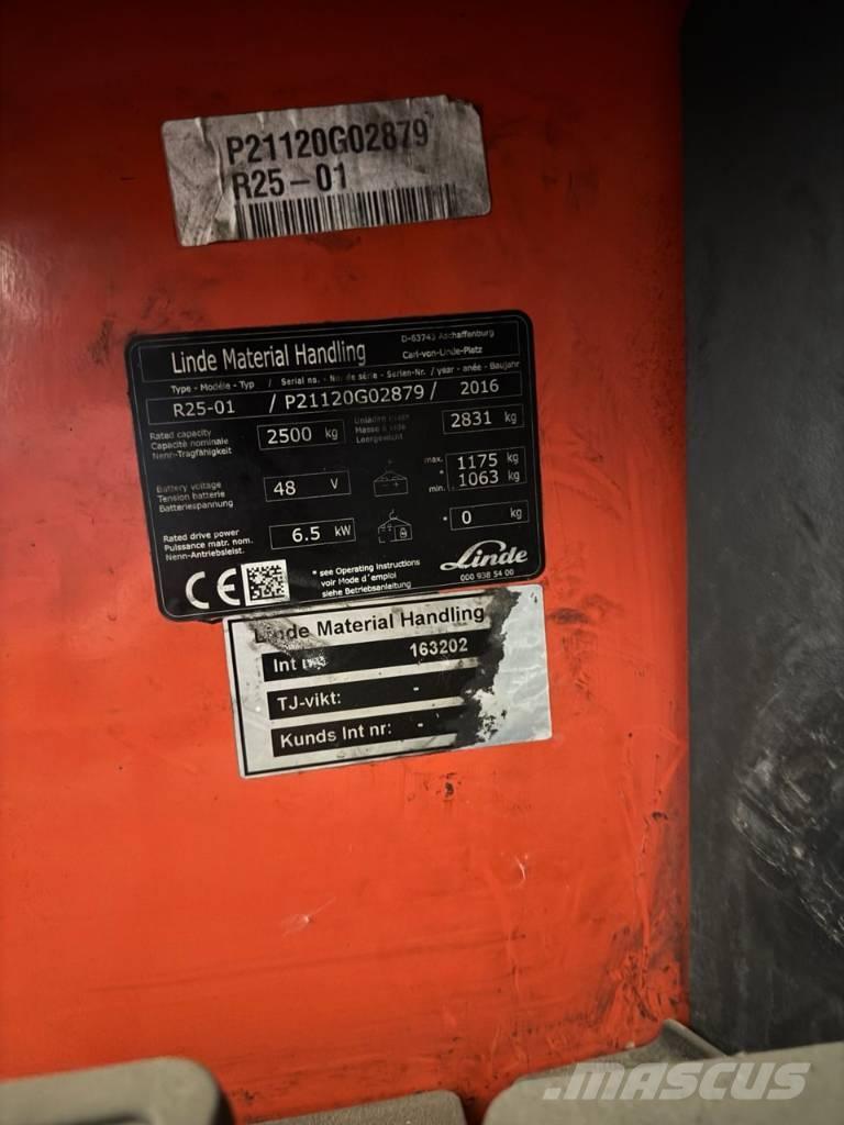 Linde R 25 Ретрак/ Високоповдигач с изместване на вилката напред