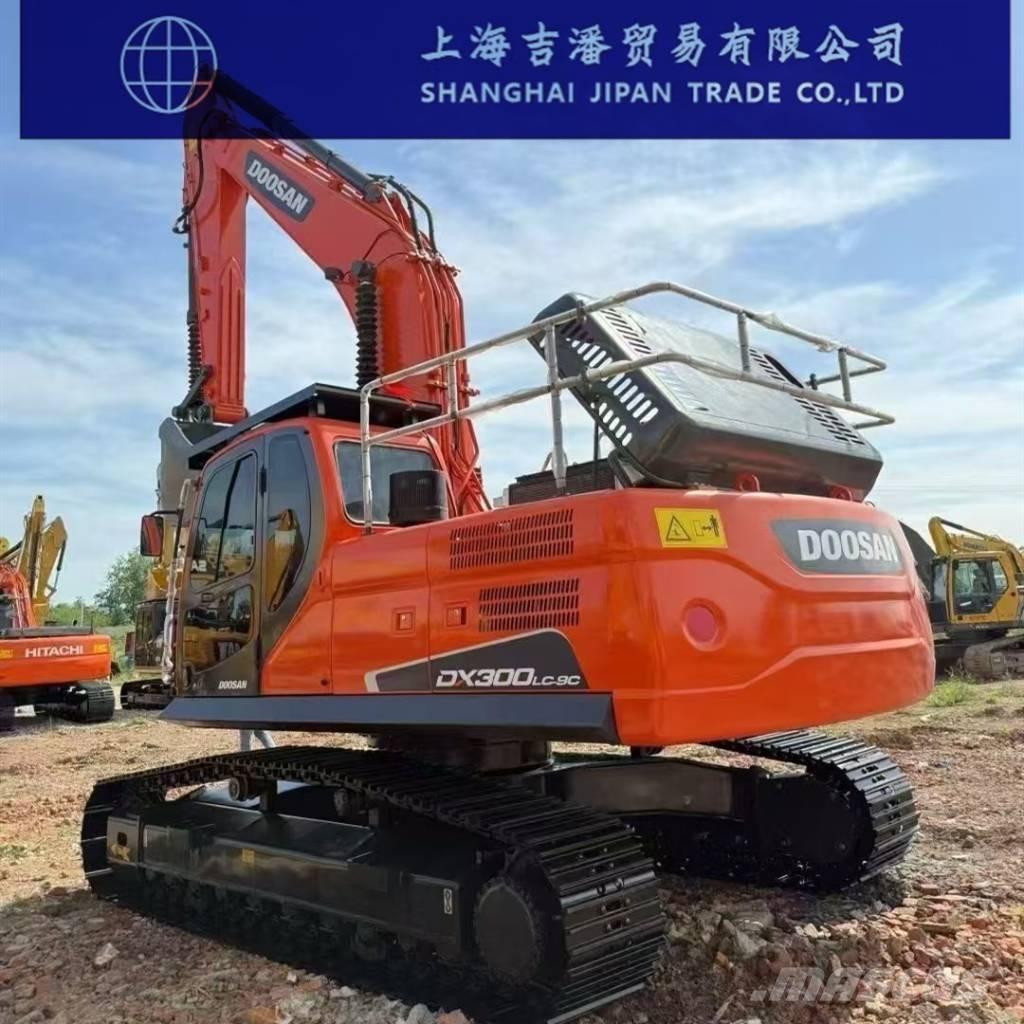 Doosan DX 300 Верижен екскаватор