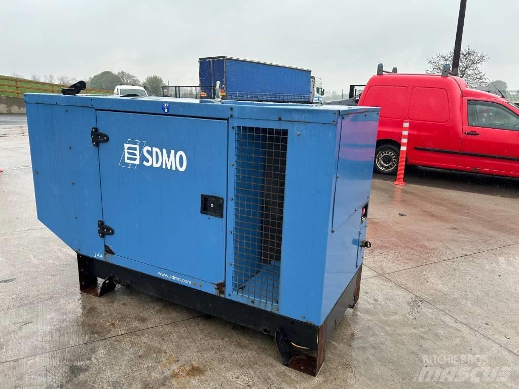 Sdmo J 44 K Дизелови генератори
