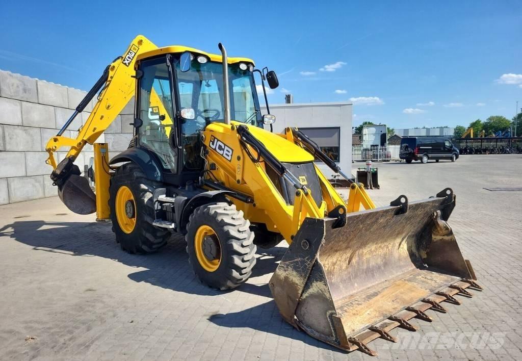 JCB 3CX Товарач със заден ексватор
