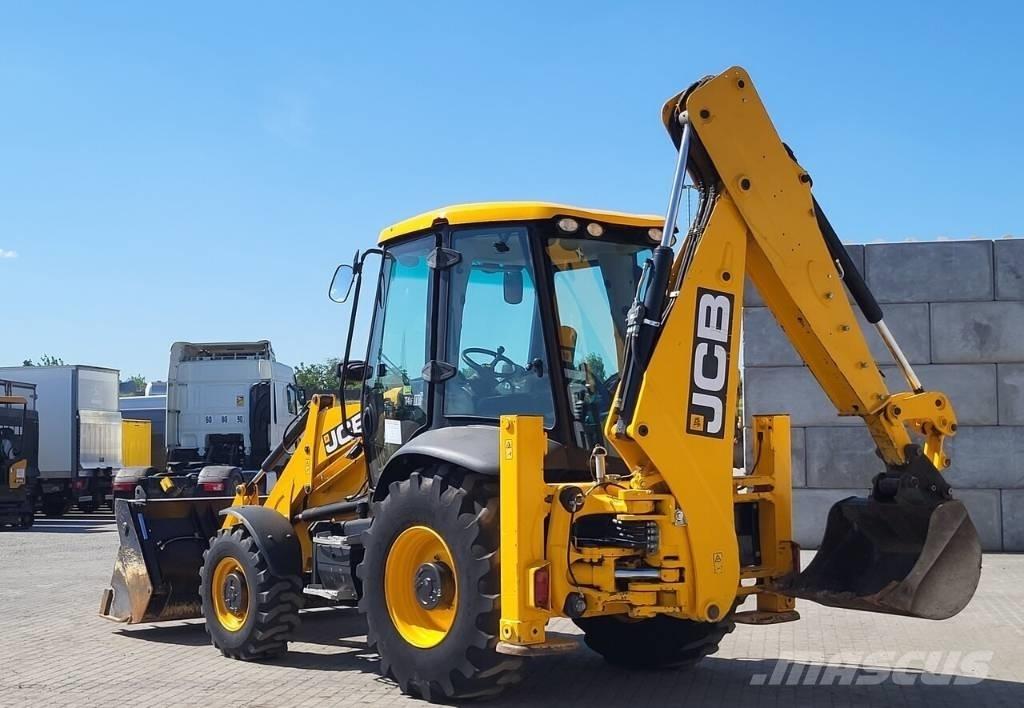 JCB 3CX Товарач със заден ексватор