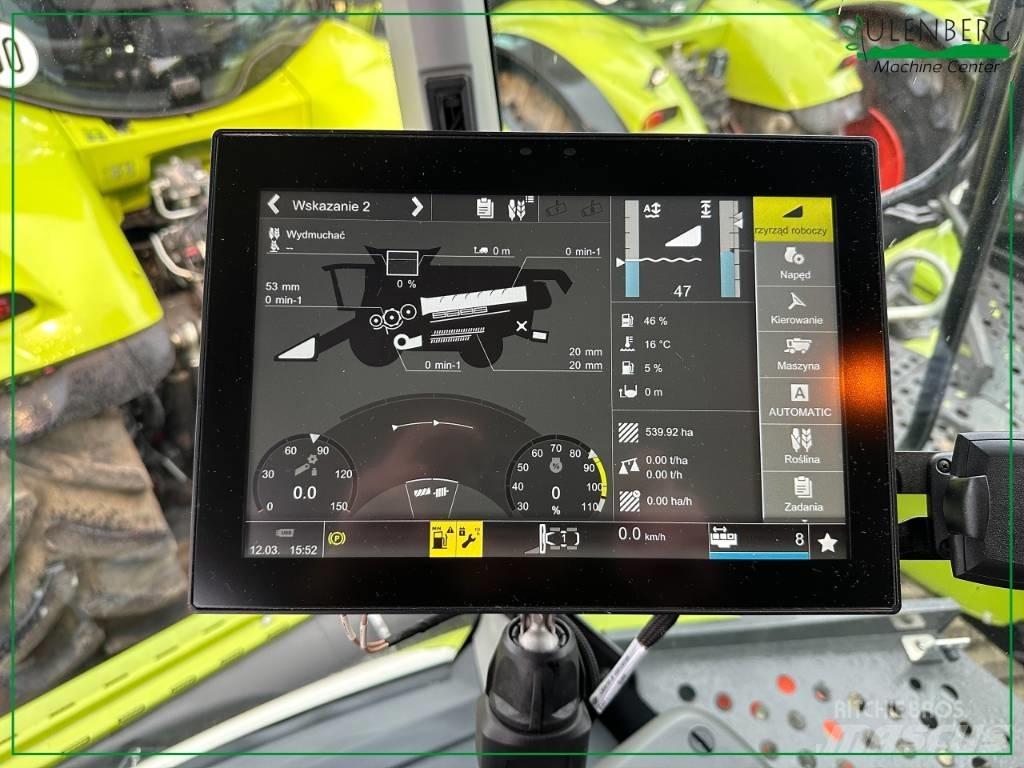 CLAAS LEXION 7700 Комбайни