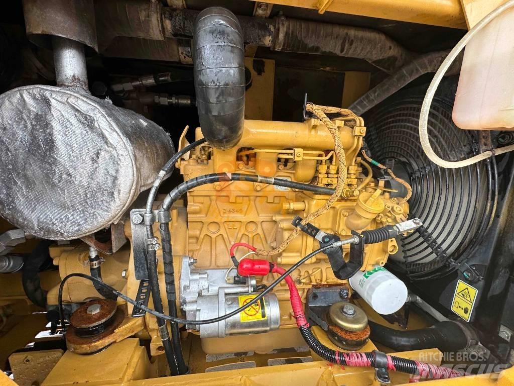 CAT 305.5E2 Мини екскаватори < 7 т