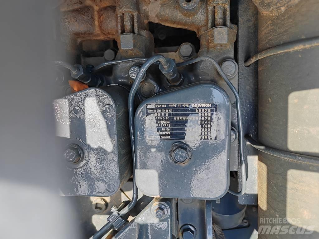 Komatsu PC160-8 Средни екскаватори 7т - 12т