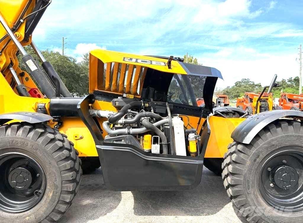 JCB 510-56 Телескопични товарачи