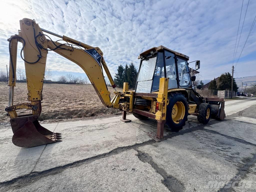 CAT 428 C Товарач със заден ексватор