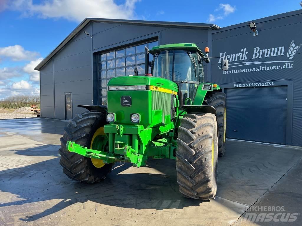 John Deere 4755 Трактори