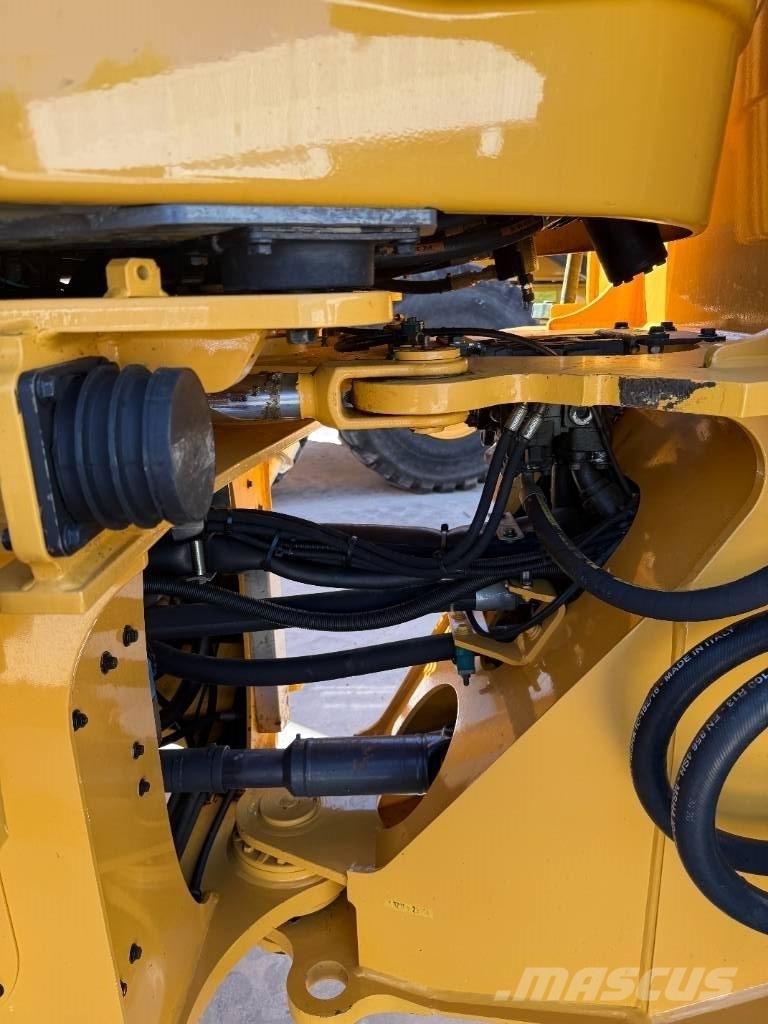 Volvo L 120 F Колесни товарачи