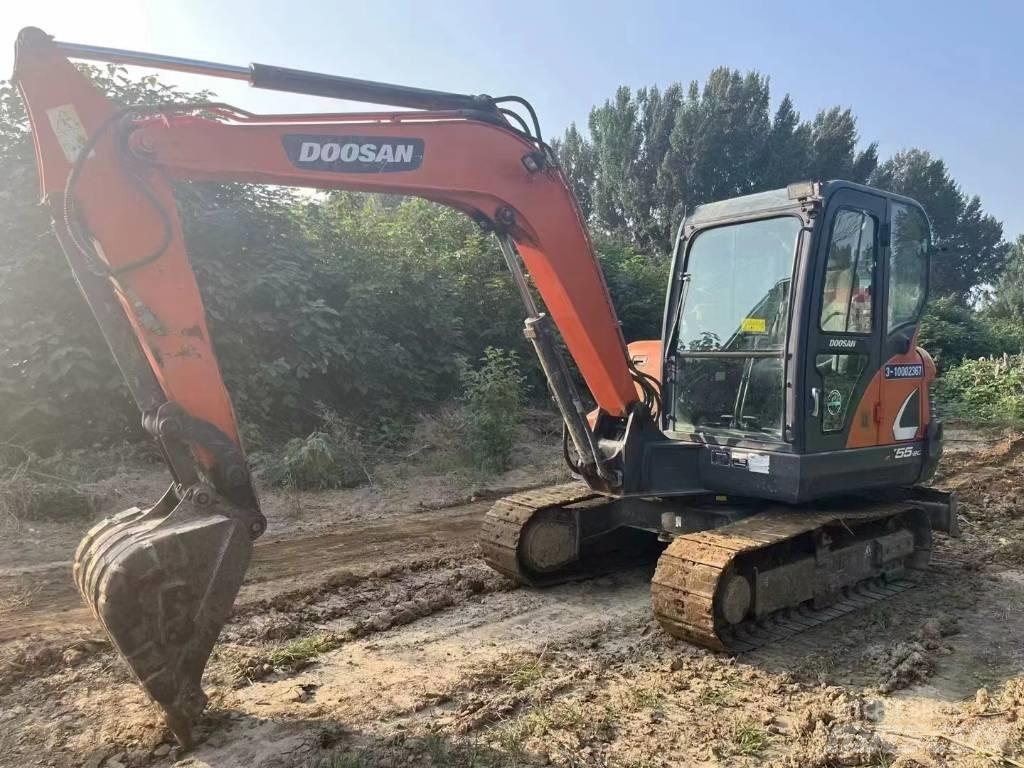 Doosan DX 55 Мини екскаватори < 7 т