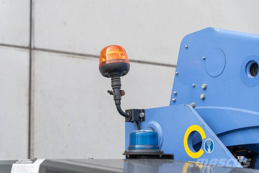 Nagano S15 AUJ Телескопични повдигачи
