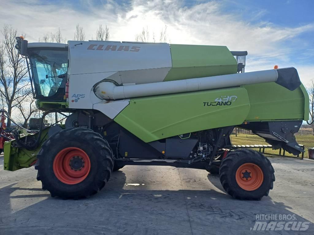 CLAAS Tucano 430 Комбайни