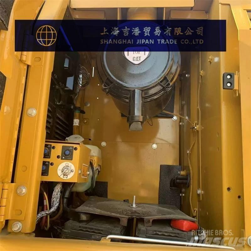 CAT 320 GC Верижен екскаватор