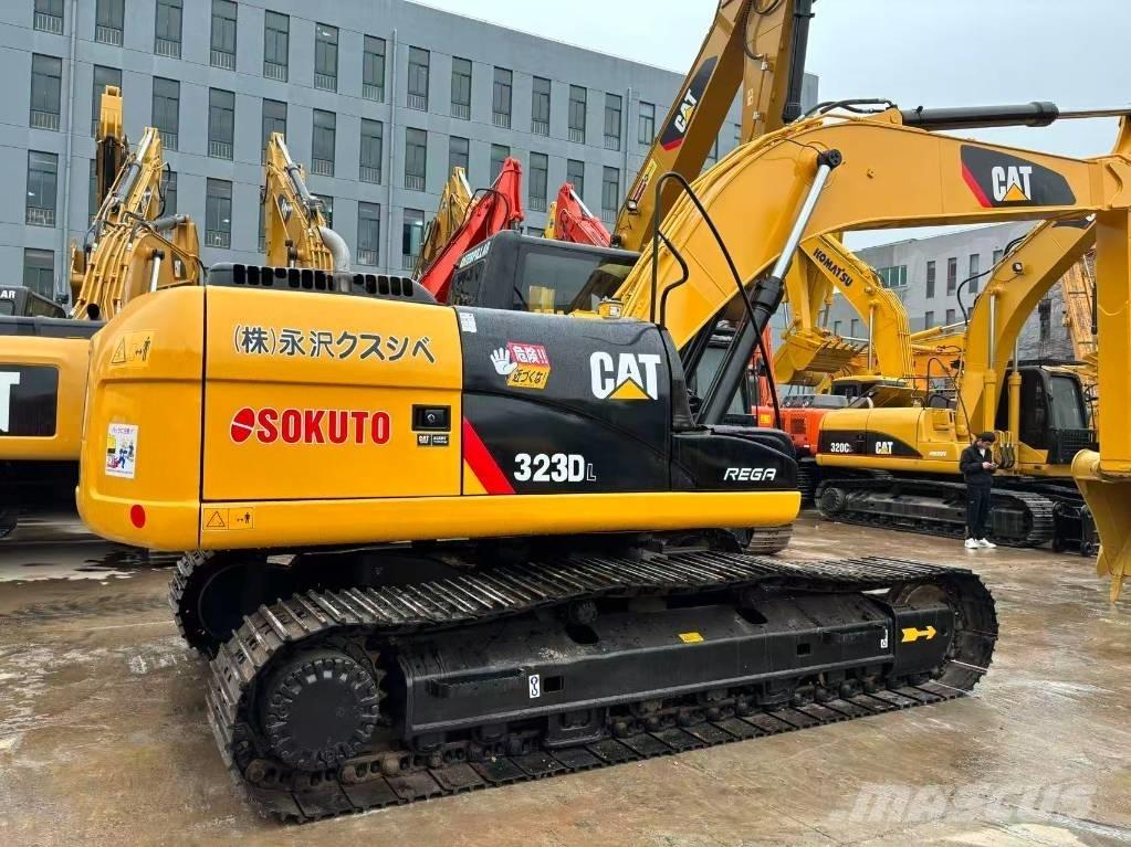 CAT 323 D Верижен екскаватор