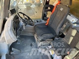 CAT 777F Дъмпери/моторни превозни средства