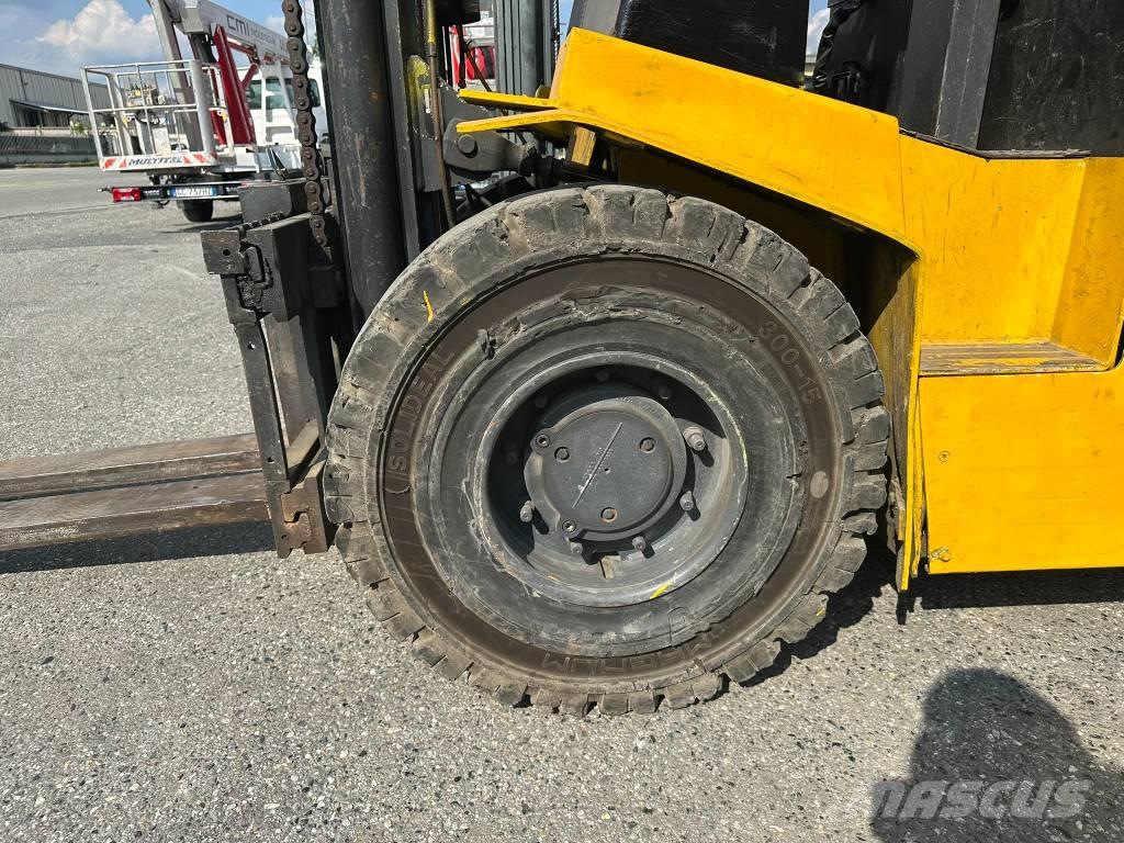 OM E50N Електрически вилични кари-повдигачи