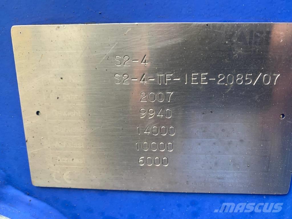 Kaiser S2-4 Колесни екскаватори