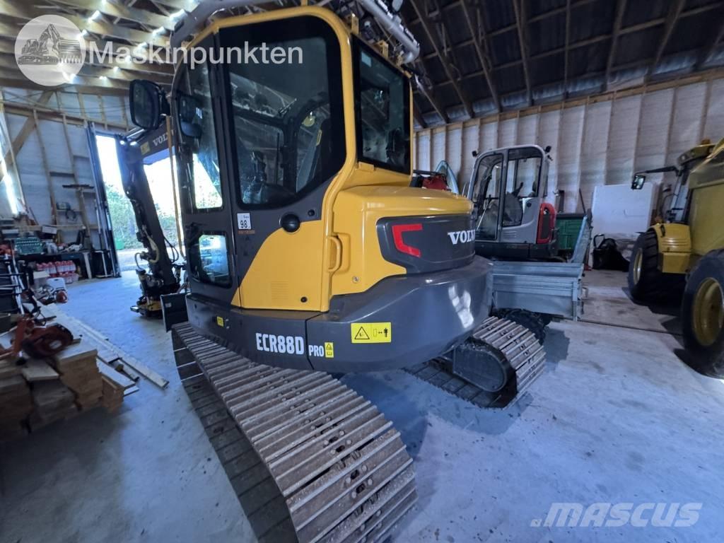 Volvo ECR 88 D Средни екскаватори 7т - 12т