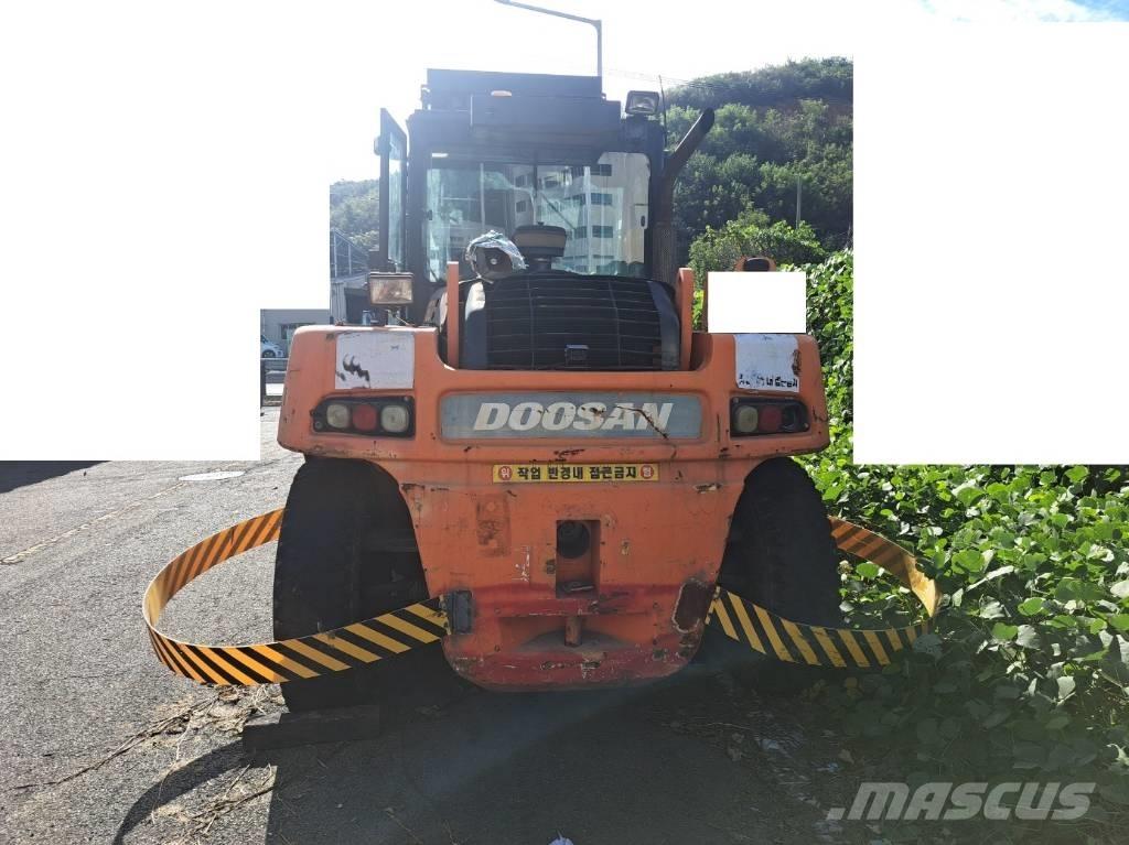 Doosan D 160 S-5 Дизелови камиони
