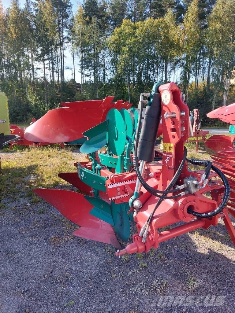 Kverneland 150S Реверсивни плугове
