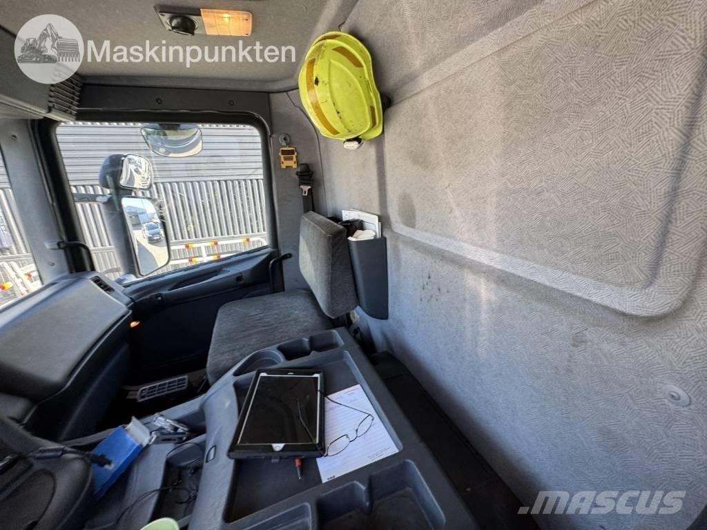 Scania P 94 D Автомобили за пътна помощ