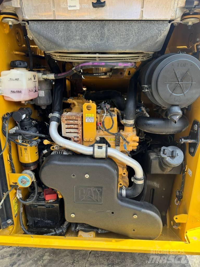 CAT 259D3 Мини товарачи
